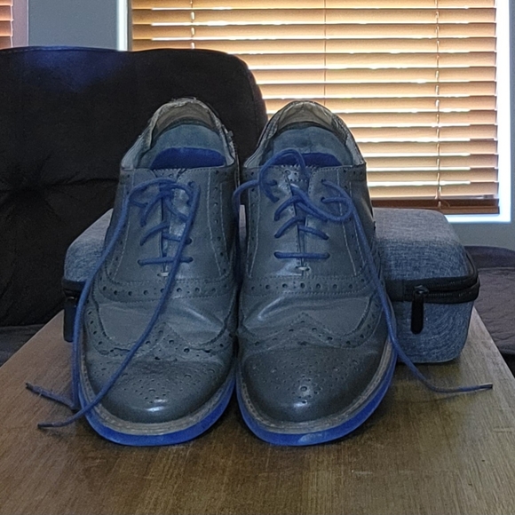 MADDEN Wingtip Men's 11 Grey with Electric Blue soles Pre-owned - Picture 11 of 11